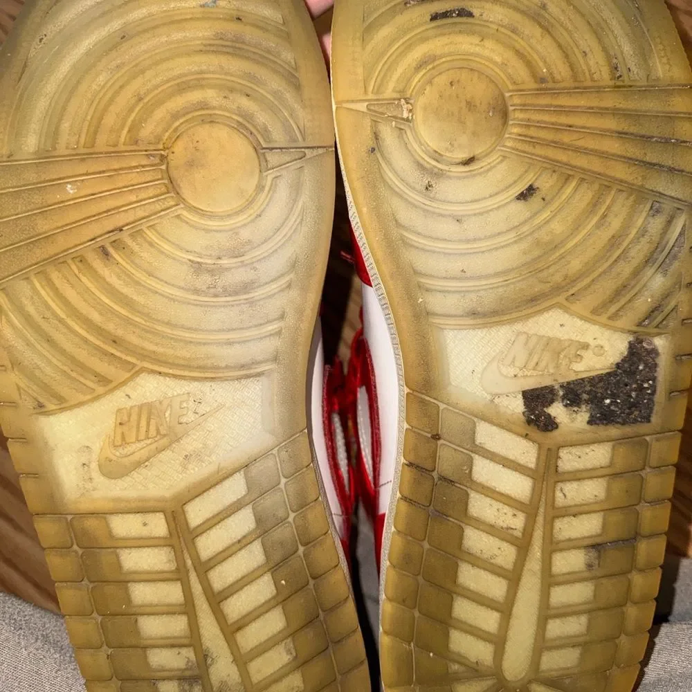 Jordan selling pair